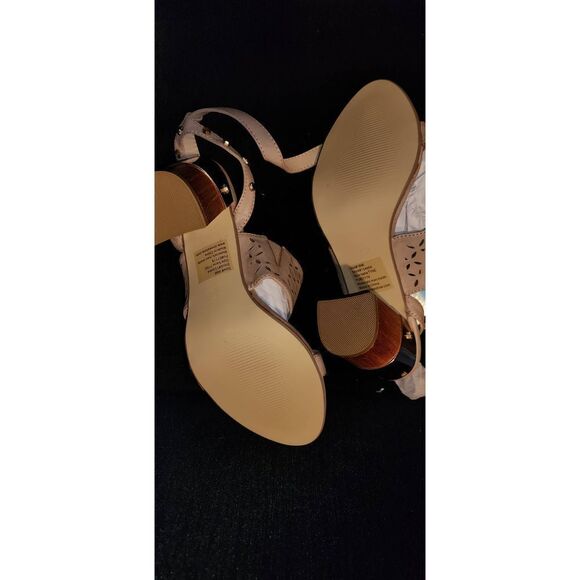 Dominique Nicole Tyne Heeled Sandals - Picture 6 of 6